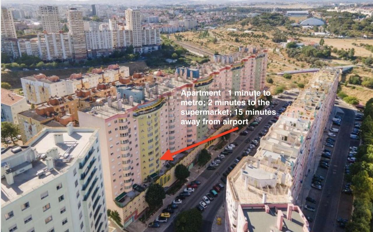 1-Minute Walk To The Metro And 2 To The Supermarket Lisboa Ngoại thất bức ảnh